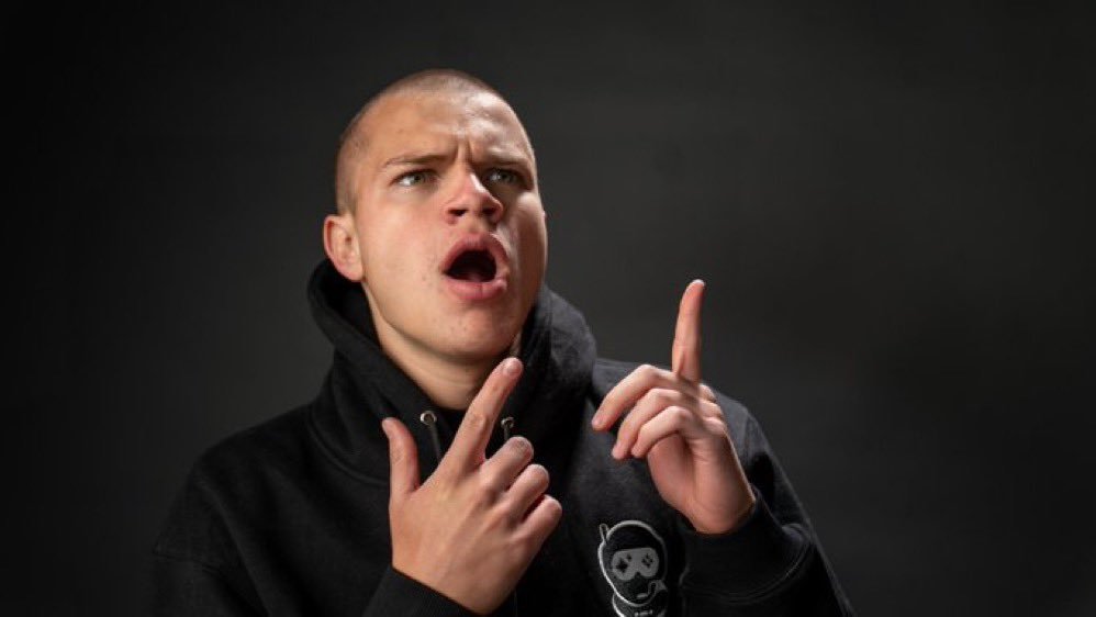 Jynxzi Dark Background PFP