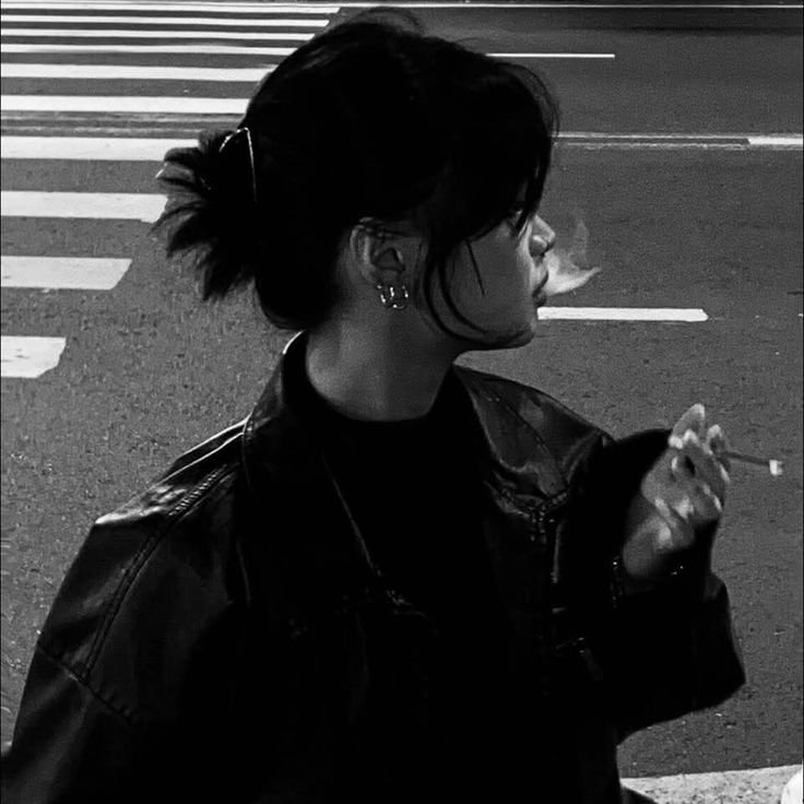 Smoking PFP Girl