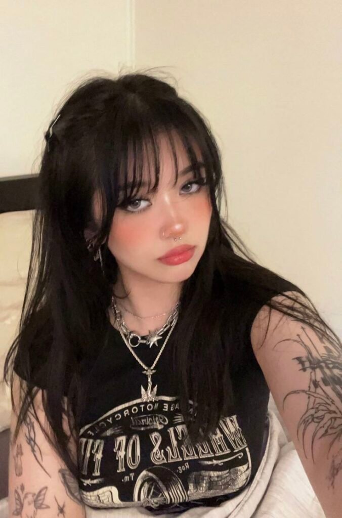 Baddie Egirl PFP